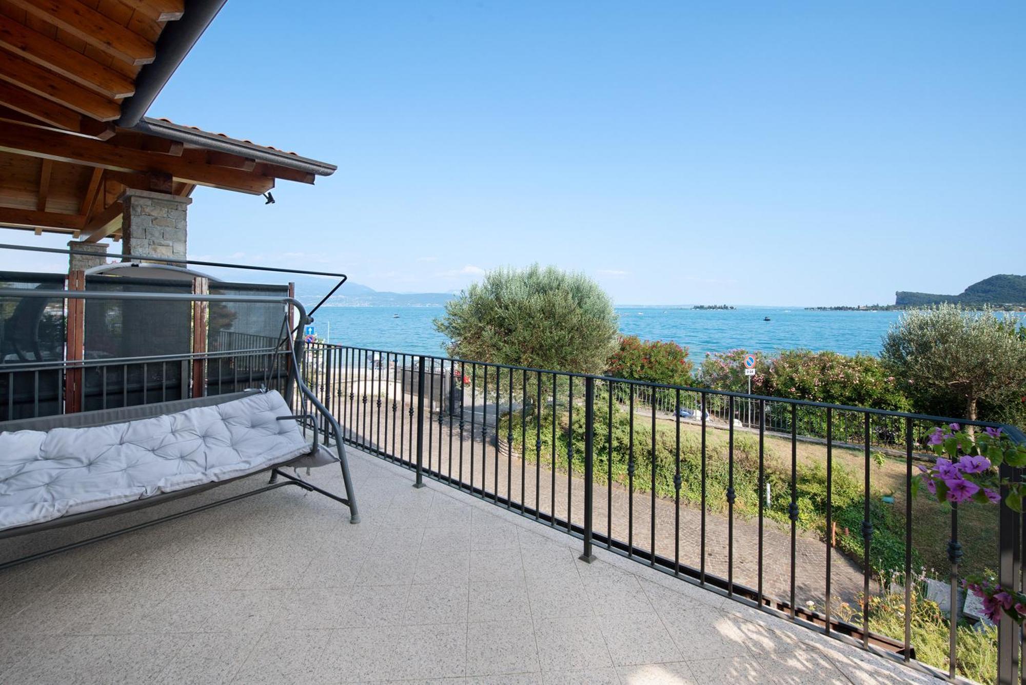 Villa Felice San Felice del Benaco Luaran gambar