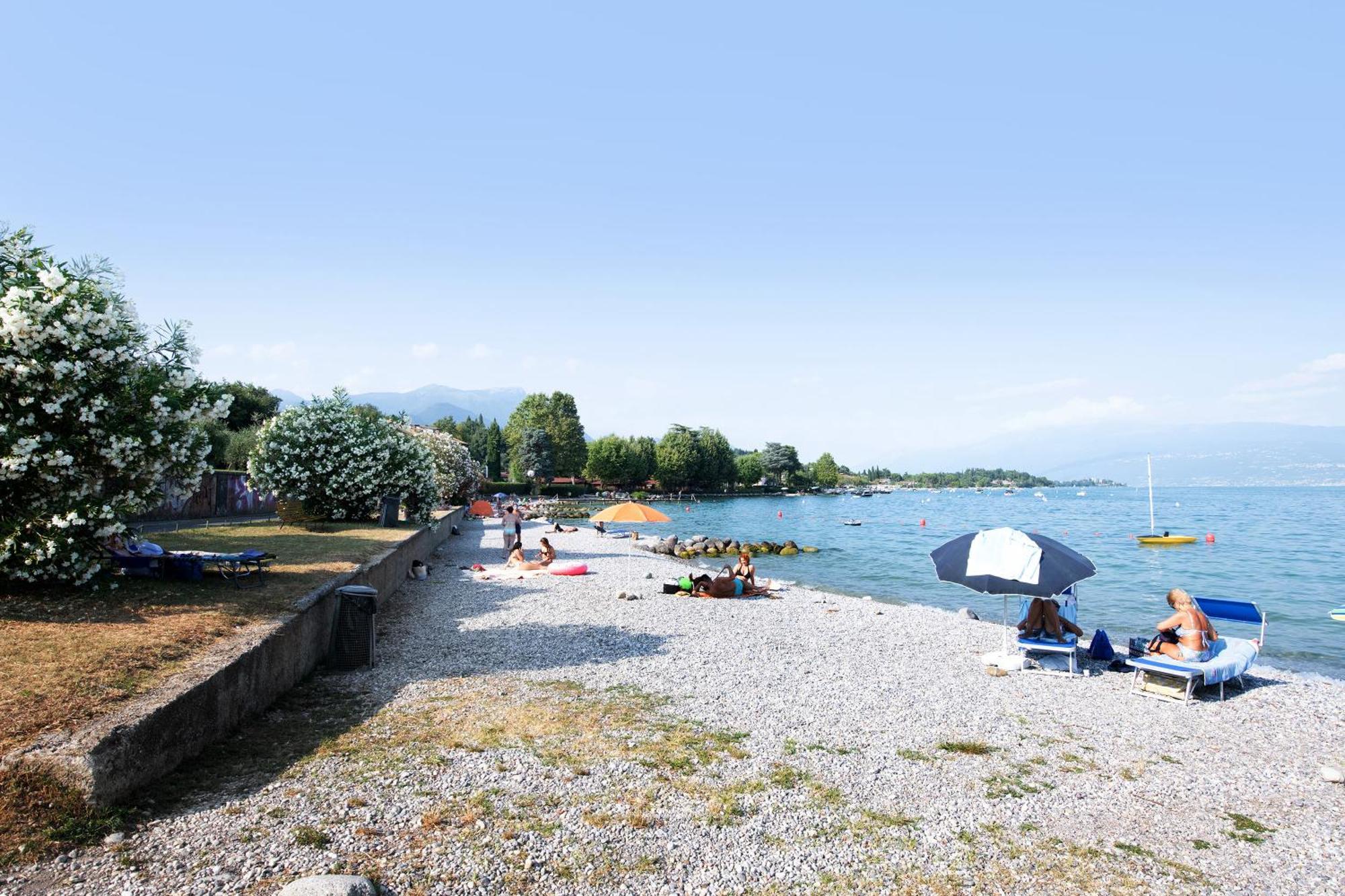 Villa Felice San Felice del Benaco Luaran gambar